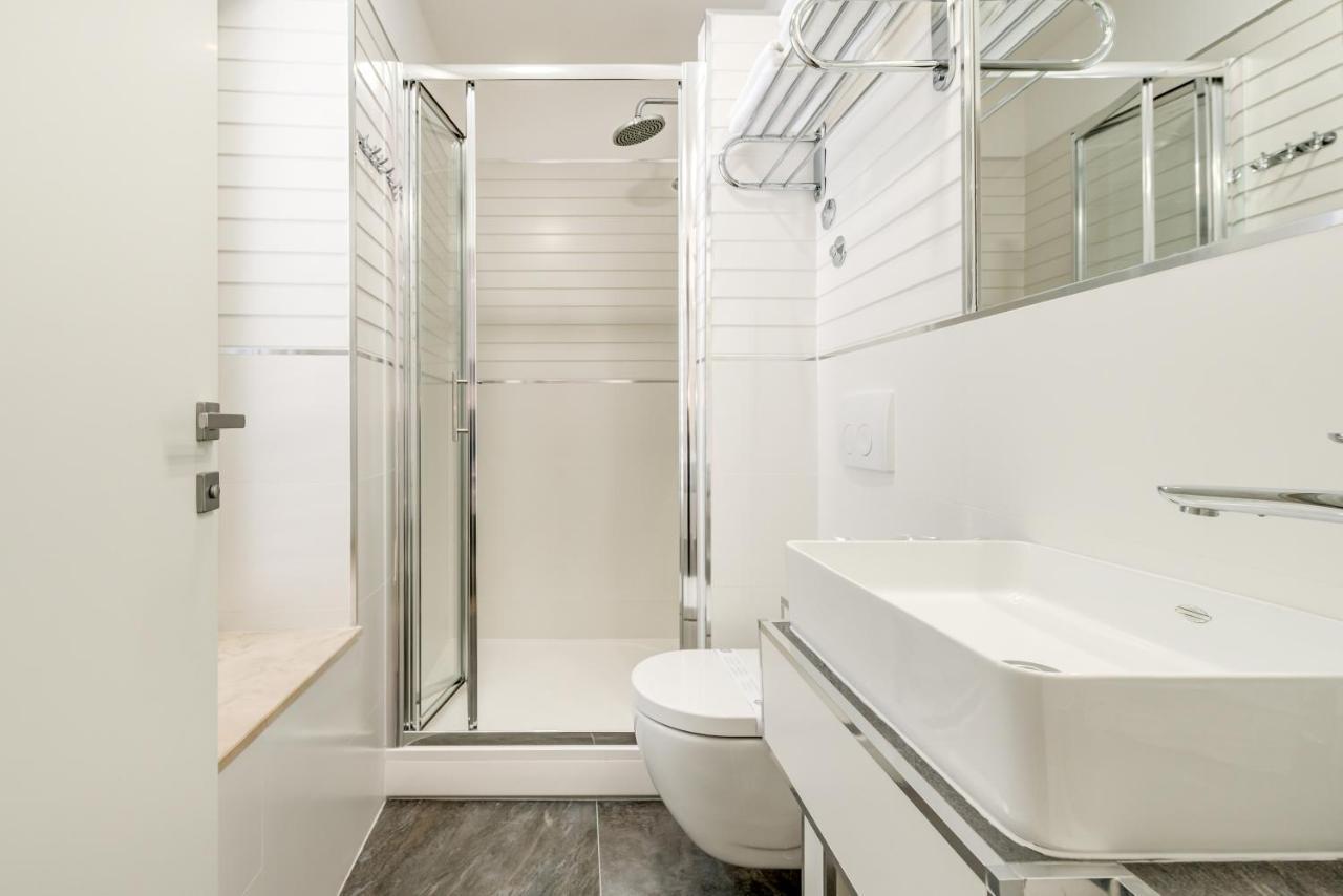 Apartments Villa Tudor 1 Хвар Екстериор снимка
