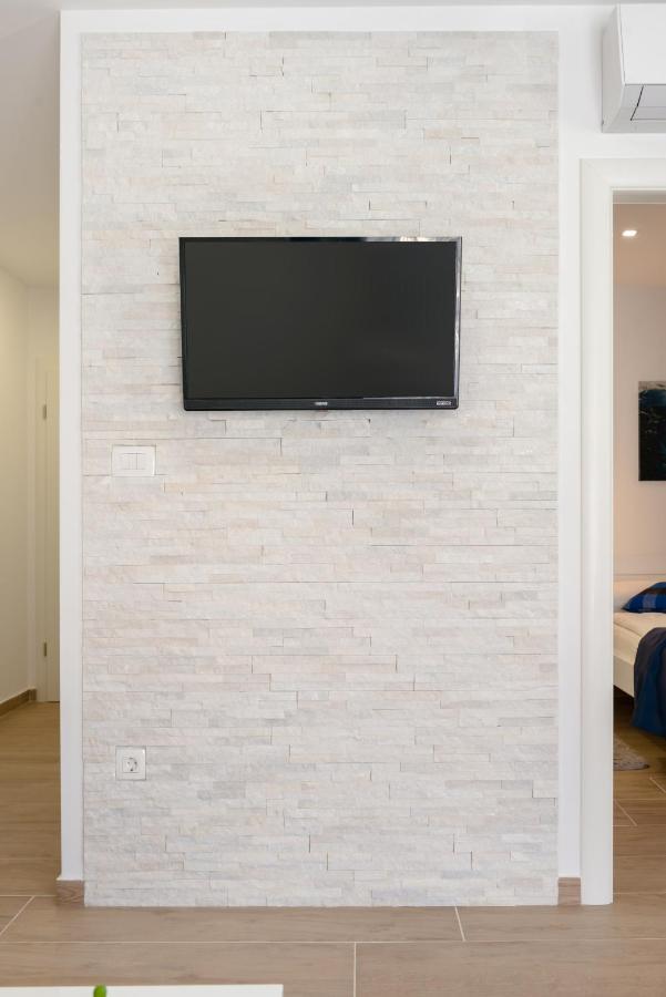 Apartments Villa Tudor 1 Хвар Екстериор снимка